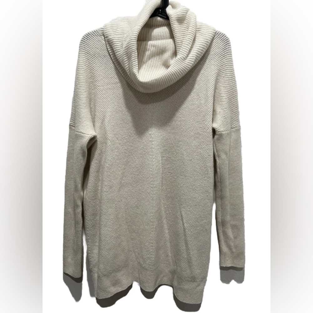 Vince Women’s Turtleneck Ivory Knit Cashmere Blend Pullover Sweater Large